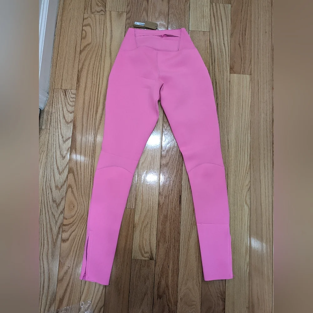 NWT SKIMS SKIMS SPORT SWIM SET IN XS